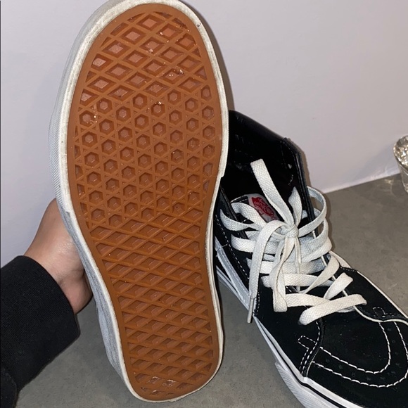 Vans - Picture 6 of 6